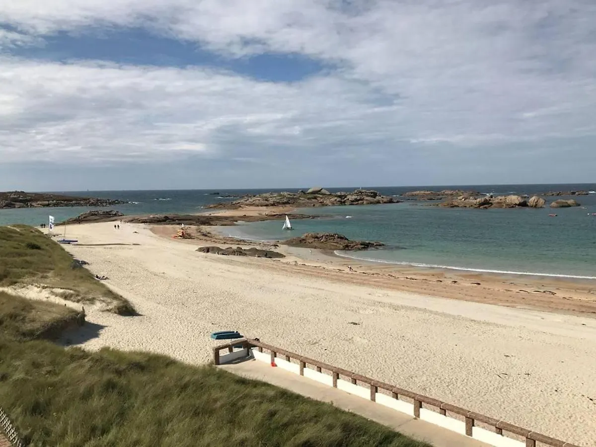 Vakantiehuis Maison Neuve A Tregastel Avec Wifi, Terrasse En Bois Et Classee 3 Etoiles, Pres Des Plages - Fr-1-368-72